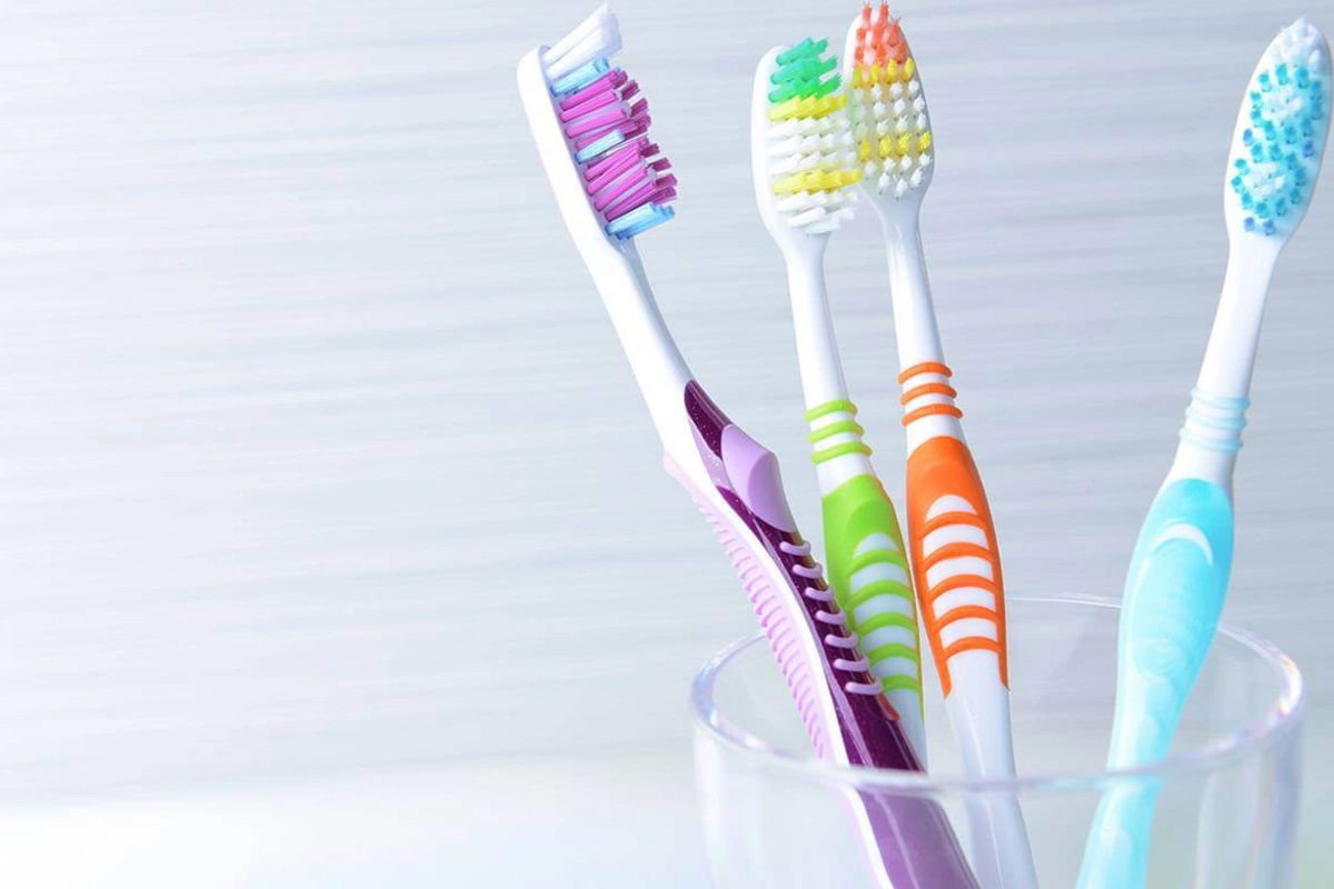 Эксперт рассказал, как правильно хранить зубную щетку