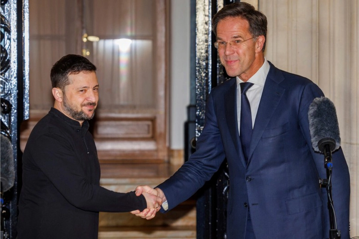 Zelenski Rutte ilə söhbətinin təfərrüatlarını açıqlayıb Zelenski Rutte ilə söhbətinin təfərrüatlarını açıqlayıb