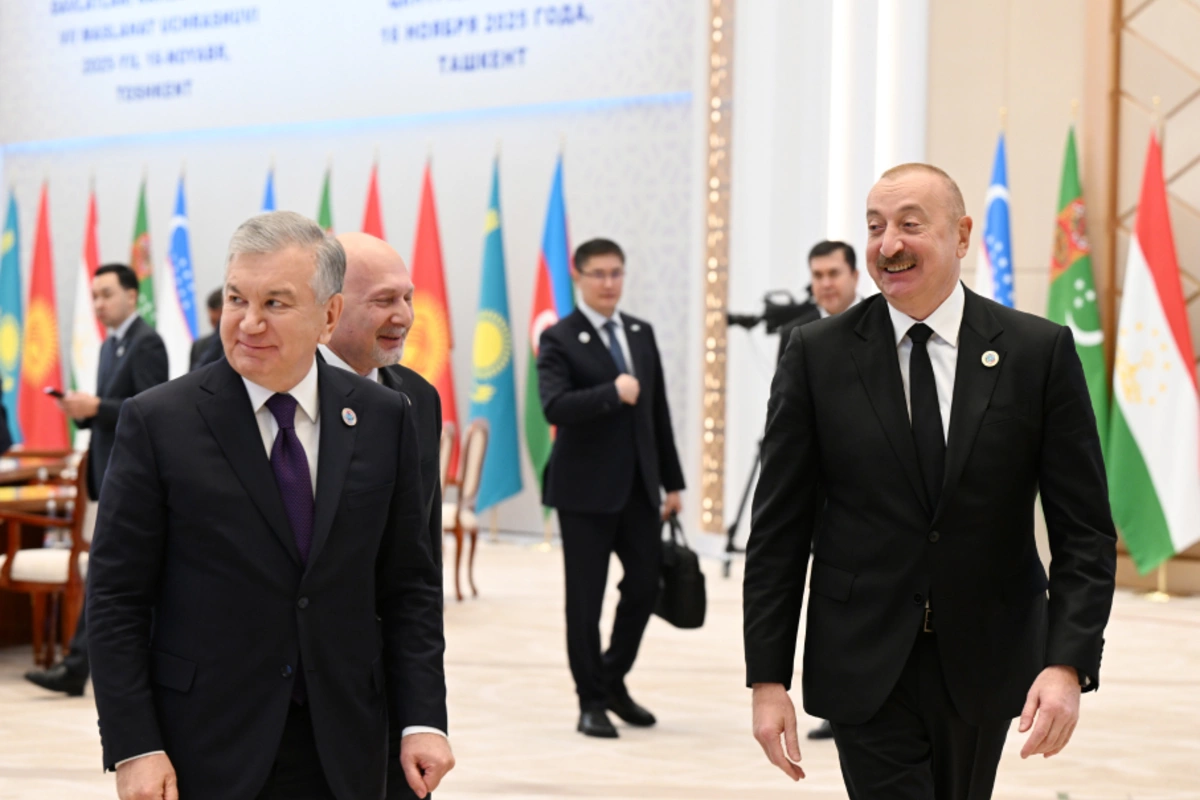 İlham Əliyev Şavkat Mirziyoyevin Azərbaycan-Özbəkistan əlaqələrinin inkişafında mühüm töhfəsini qeyd edib