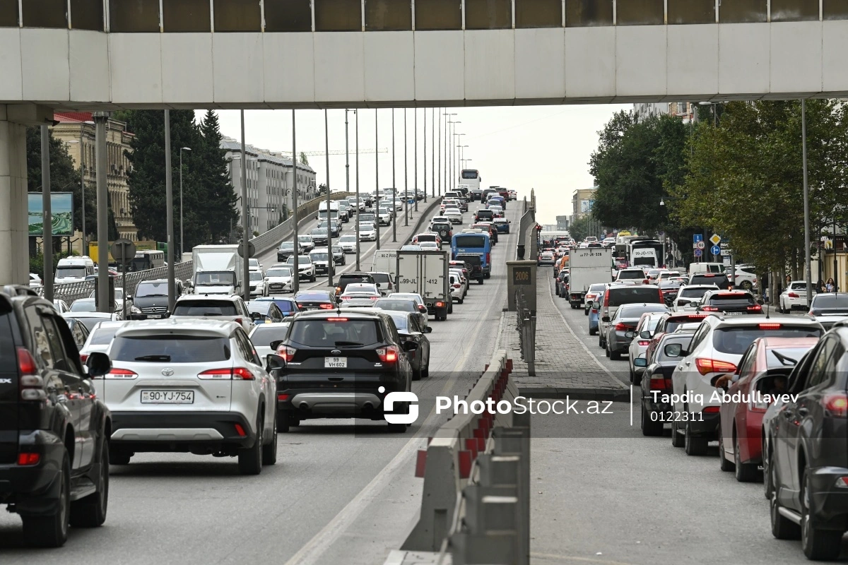 Azərbaycanda ilin ilk doqquz ayında sürücülük vəsiqəsi alan xanımların sayı açıqlanıb