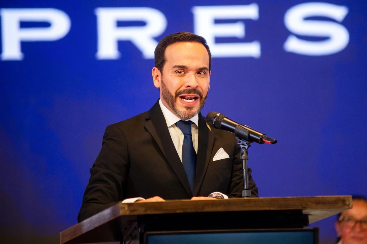Kolumbiya 15 ölkədə, o cümlədən Azərbaycanda səfirlikləri bağlayacaq