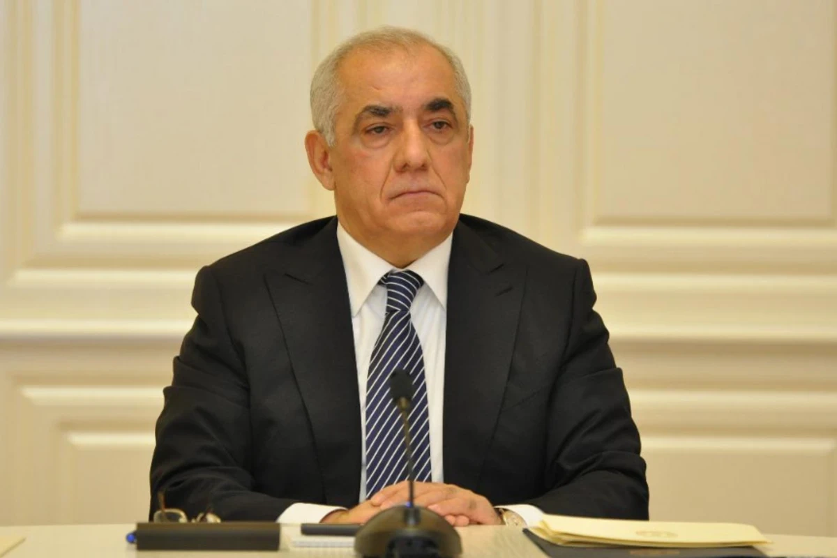 Baş nazirdən qiymətləndirmə fəaliyyəti ilə məşğul olmaq istəyən əcnəbilərlə bağlı QƏRAR