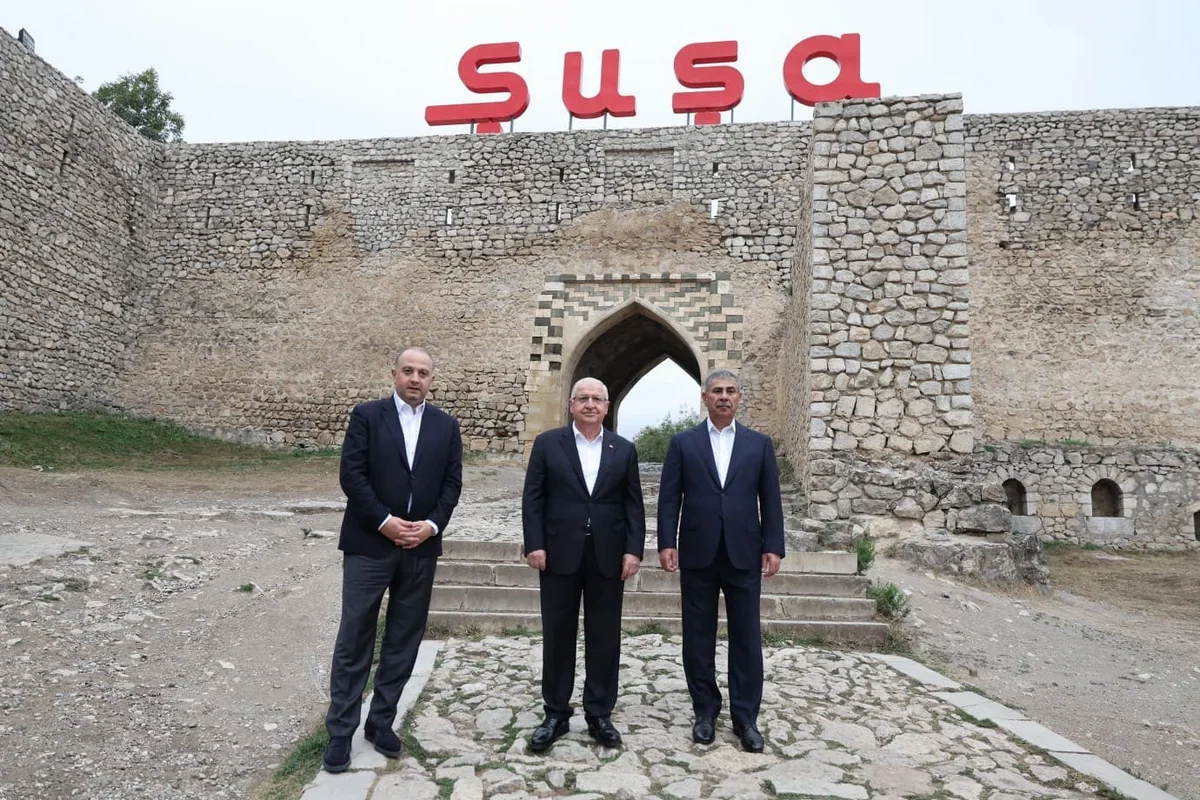 Yaşar Gülər, Zakir Həsənov və İrakli Çikovani Şuşada olublar