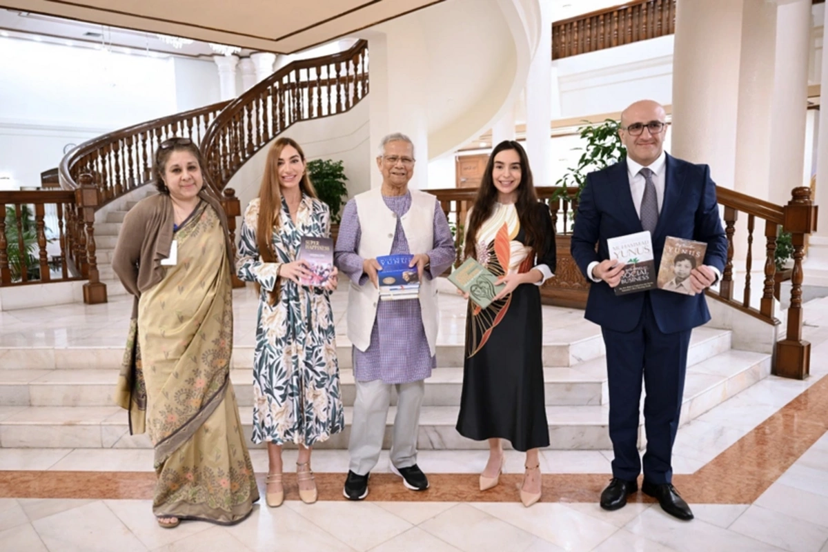 Leyla Əliyeva və Arzu Əliyeva Dəkkədə Banqladeşin müvəqqəti hökumətinin Baş müşaviri ilə görüşüblər