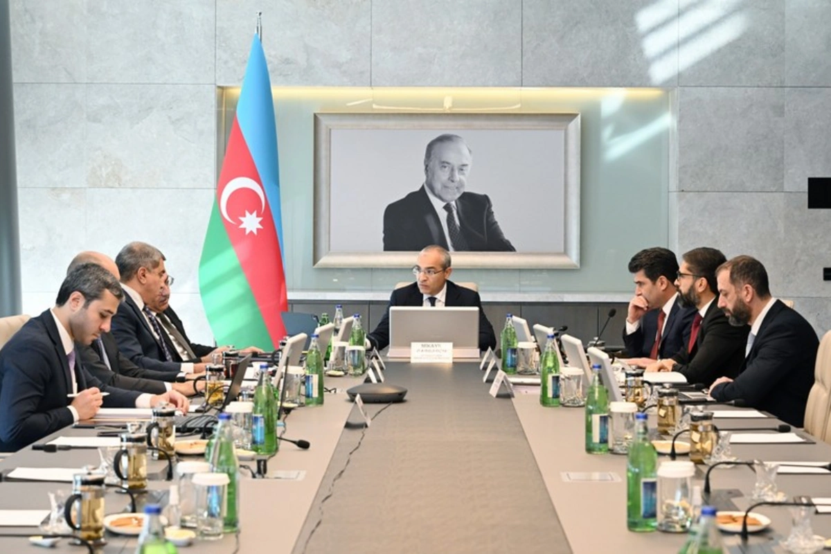 SOCAR-ın ESG reytinqi üzrə aparılmış tədqiqatın nəticələri müzakirə olunub SOCAR-ın ESG reytinqi üzrə aparılmış tədqiqatın nəticələri müzakirə olunub