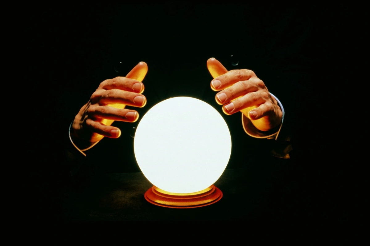 Предсказавший победу Трампа провидец шокировал прогнозами на 2025 год Предсказавший победу Трампа провидец шокировал прогнозами на 2025 год