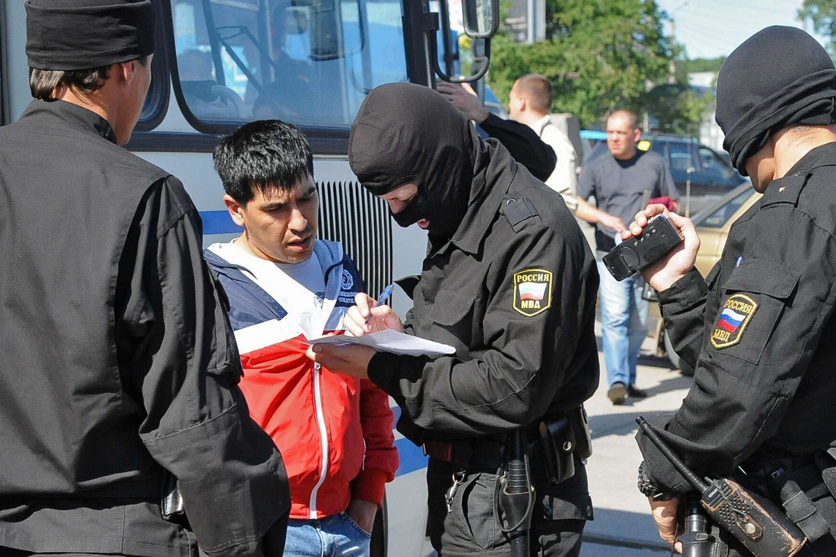 Rusiyada miqrantların deportasiya xərcləri kəskin artıb