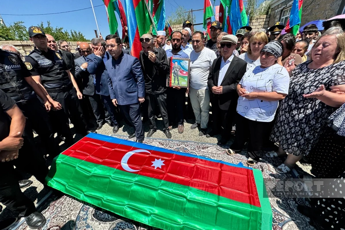 Goranboyda itkin-şəhid Rauf Əhmədovla vida mərasimi keçirilib
