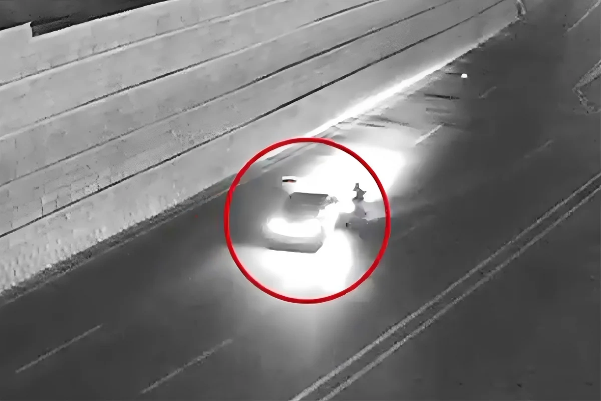 В Баку нарушивший ПДД водитель спровоцировал серьезное ДТП - ВИДЕО