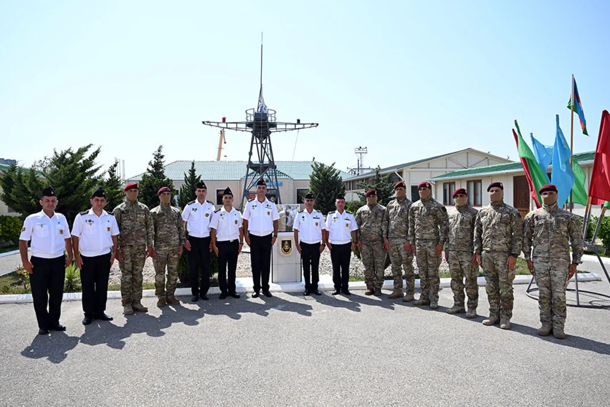 HDQ-də dalğıc kursunun növbəti buraxılış mərasimi keçirilib