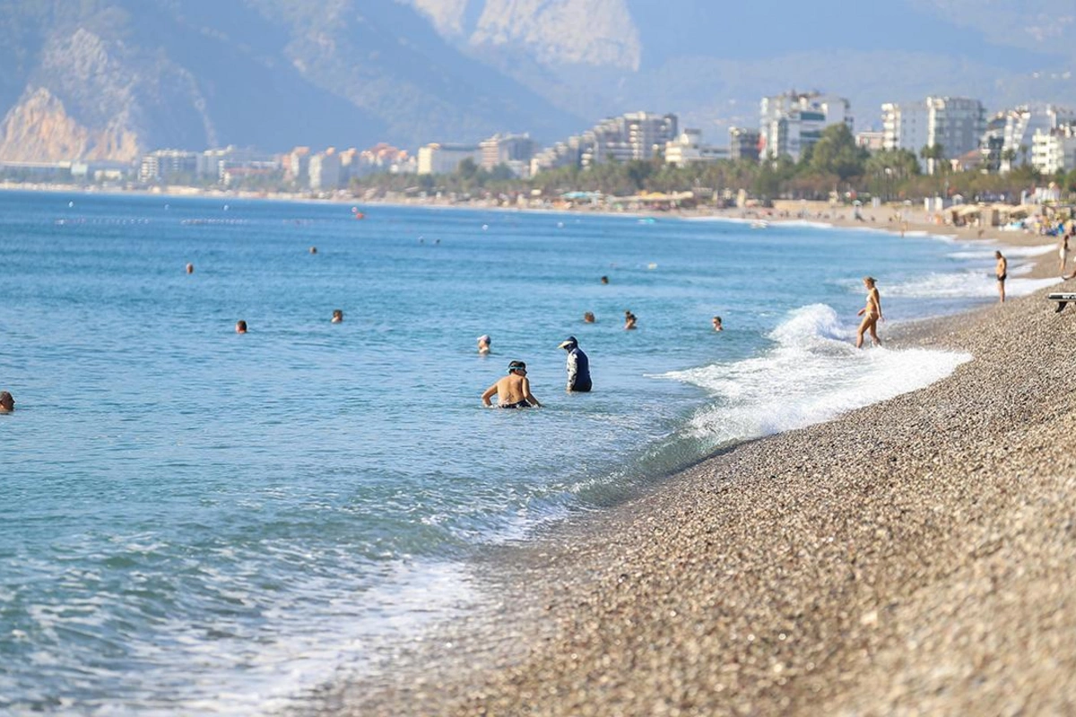 Türkiyədə dənizlərin temperaturu dünya ortalamasından daha yüksəkdir Türkiyədə dənizlərin temperaturu dünya ortalamasından daha yüksəkdir