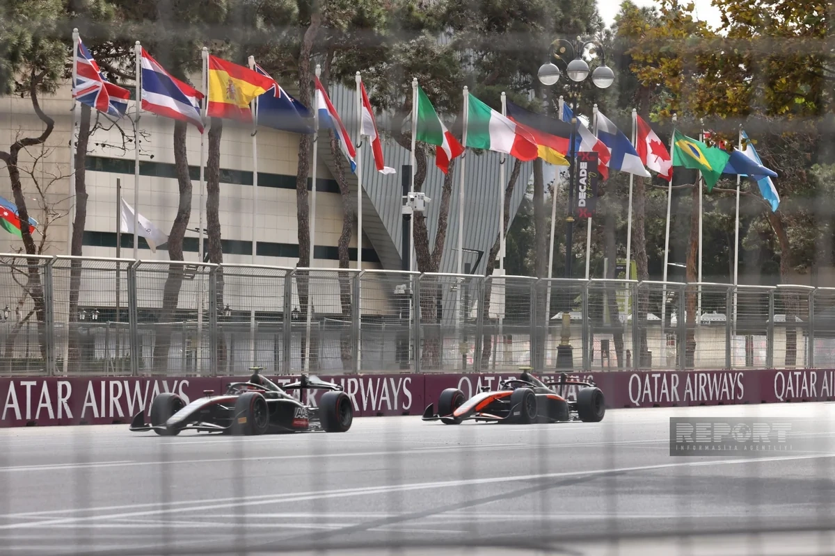 Formula 2 üzrə Azərbaycan Qran-prisində birinci əsas yarışın qalibi mükafatlandırılıb