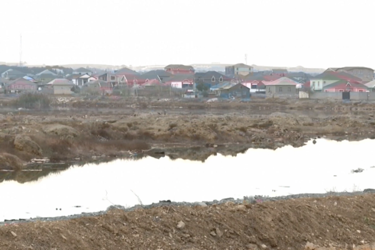 Abşeronda Qartal gölündə nə baş verir?