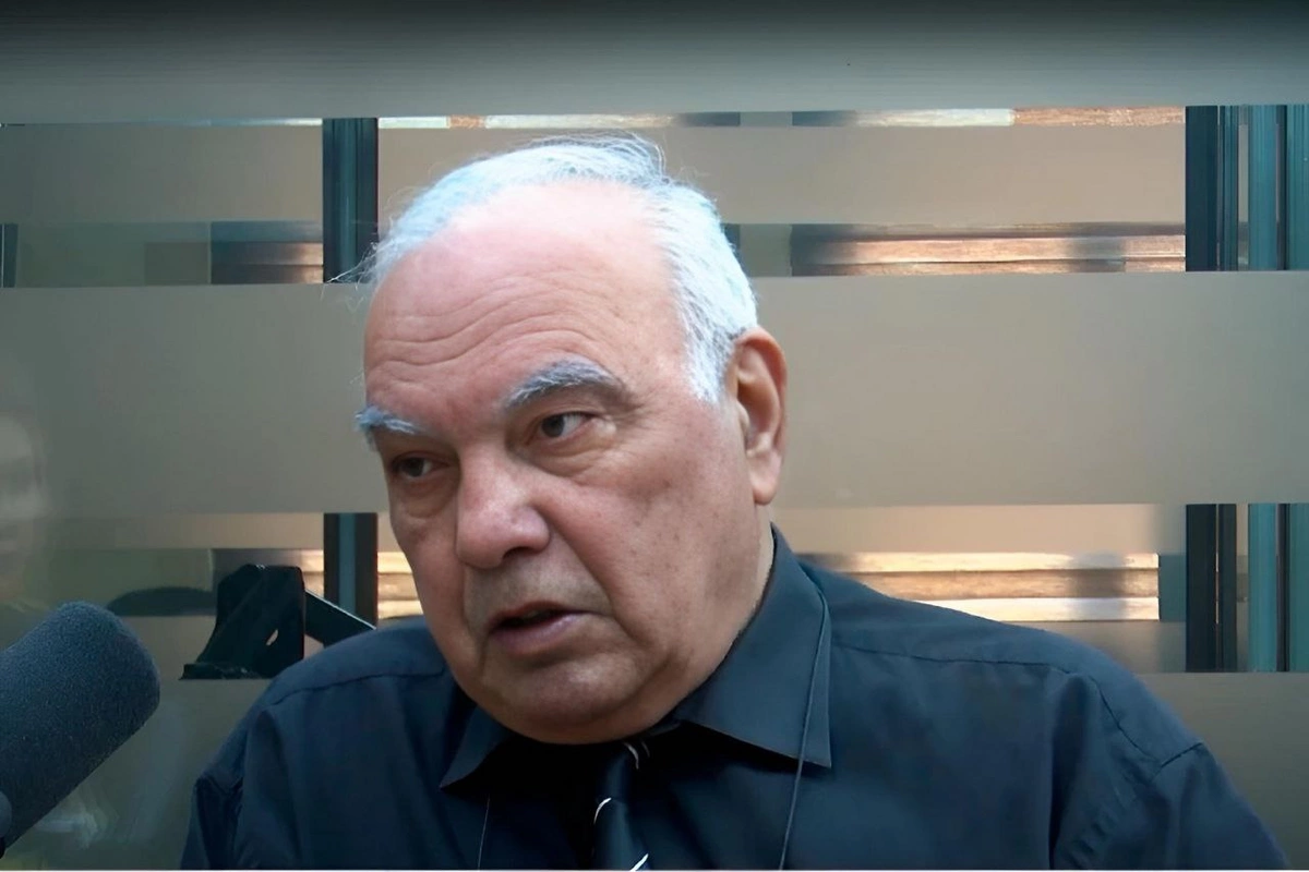 Cavanşir Quliyev özü üçün məzarlıqda yer alıb Cavanşir Quliyev özü üçün məzarlıqda yer alıb