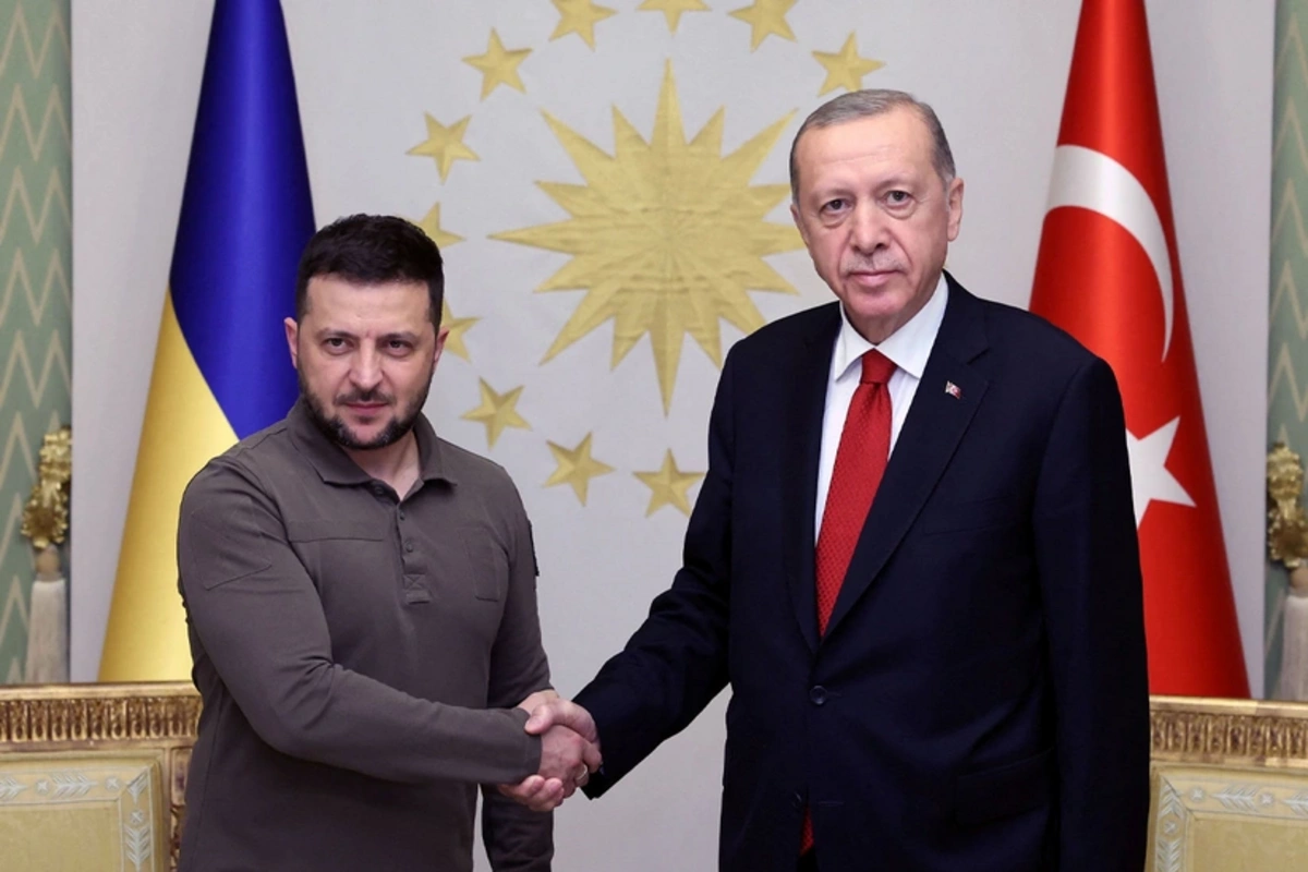 Zelenski Ərdoğanla Azərbaycan səfirliyinin binasının vurulmasını müzakirə edib Zelenski Ərdoğanla Azərbaycan səfirliyinin binasının vurulmasını müzakirə edib