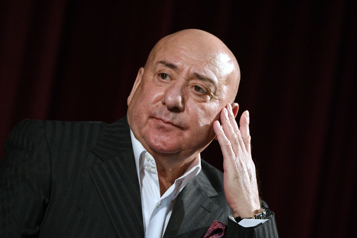 Moskva Satira Teatrının sabiq direktoru Məmməd Ağayev həbs olundu Moskva Satira Teatrının sabiq direktoru Məmməd Ağayev həbs olundu