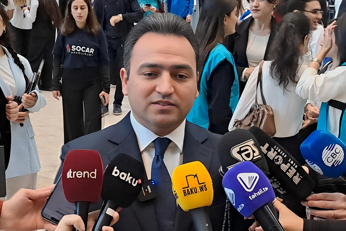 Vüqar Əliyev: Məqsədimiz 17 min könüllü ilə 60 min könüllüyə çatmaqdır