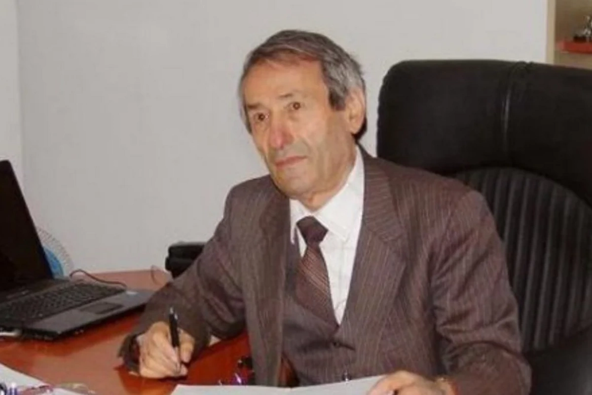 Xəstəliklərini təbii üsulla sağaldan, 92 yaşında işə qəbul olunan Ərşad Əzimzadə: Gənclərə tövsiyə edərdim ki, sağlam həyat tərzinə keçsinlər