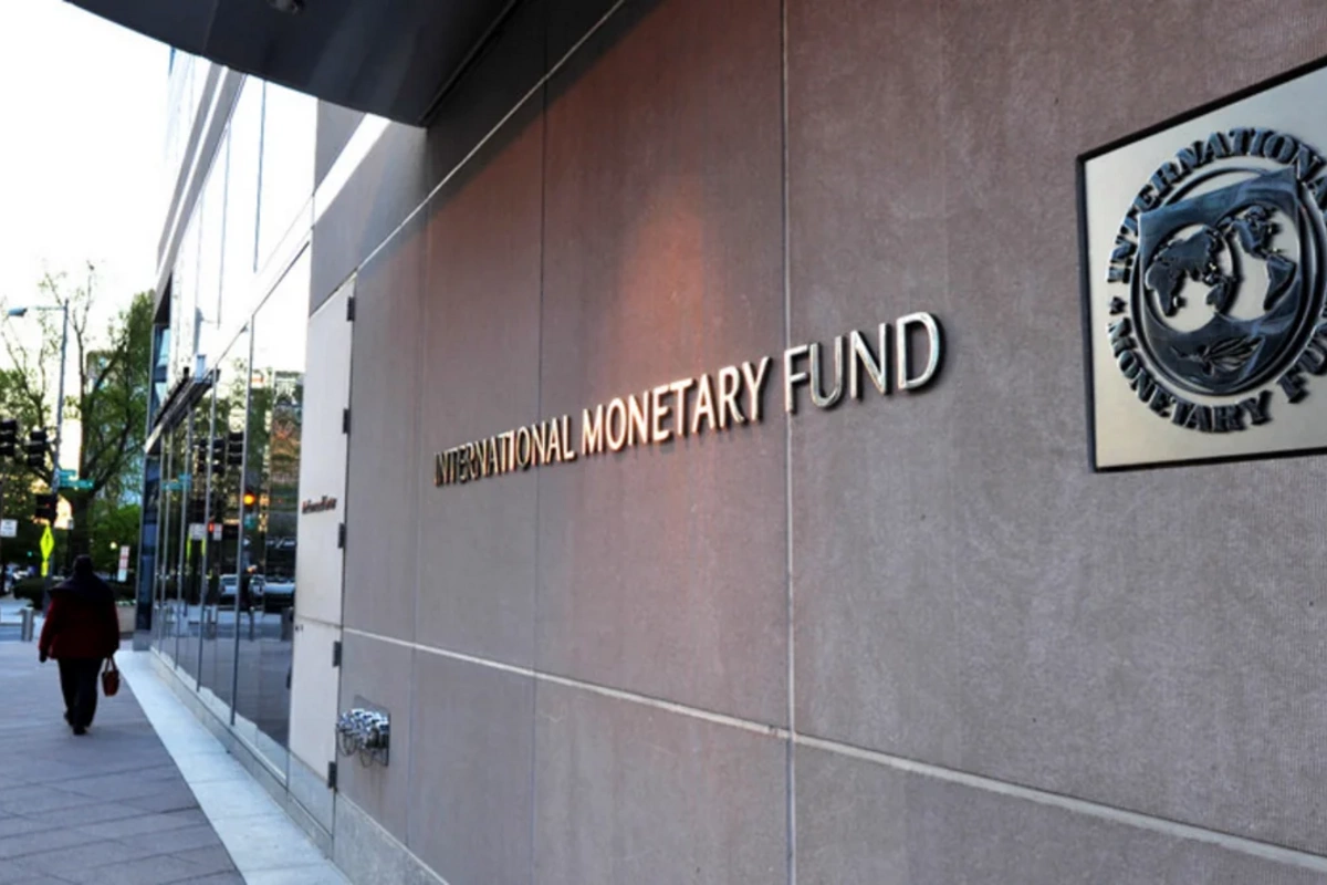 IMF Cənubi Qafqazda sülhün ticarət və investisiya axınlarını necə dəyişə biləcəyini qiymətləndirib