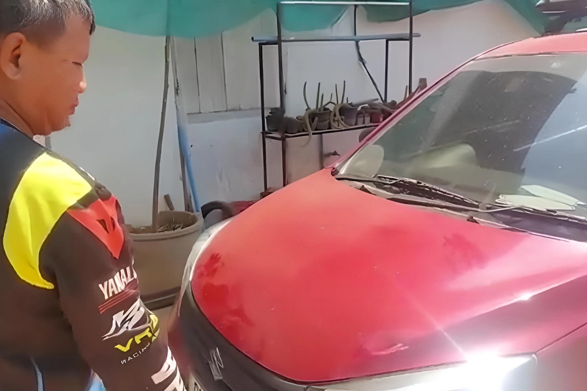 İngilis turist pikap oğurladı, sahibi GPS-lə onu tapdı