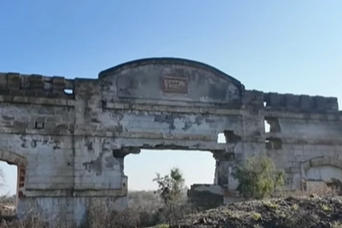 Neftçalada 178 yaşı olan balıq kombinatı ACINACAQLI VƏZİYYƏTDƏ