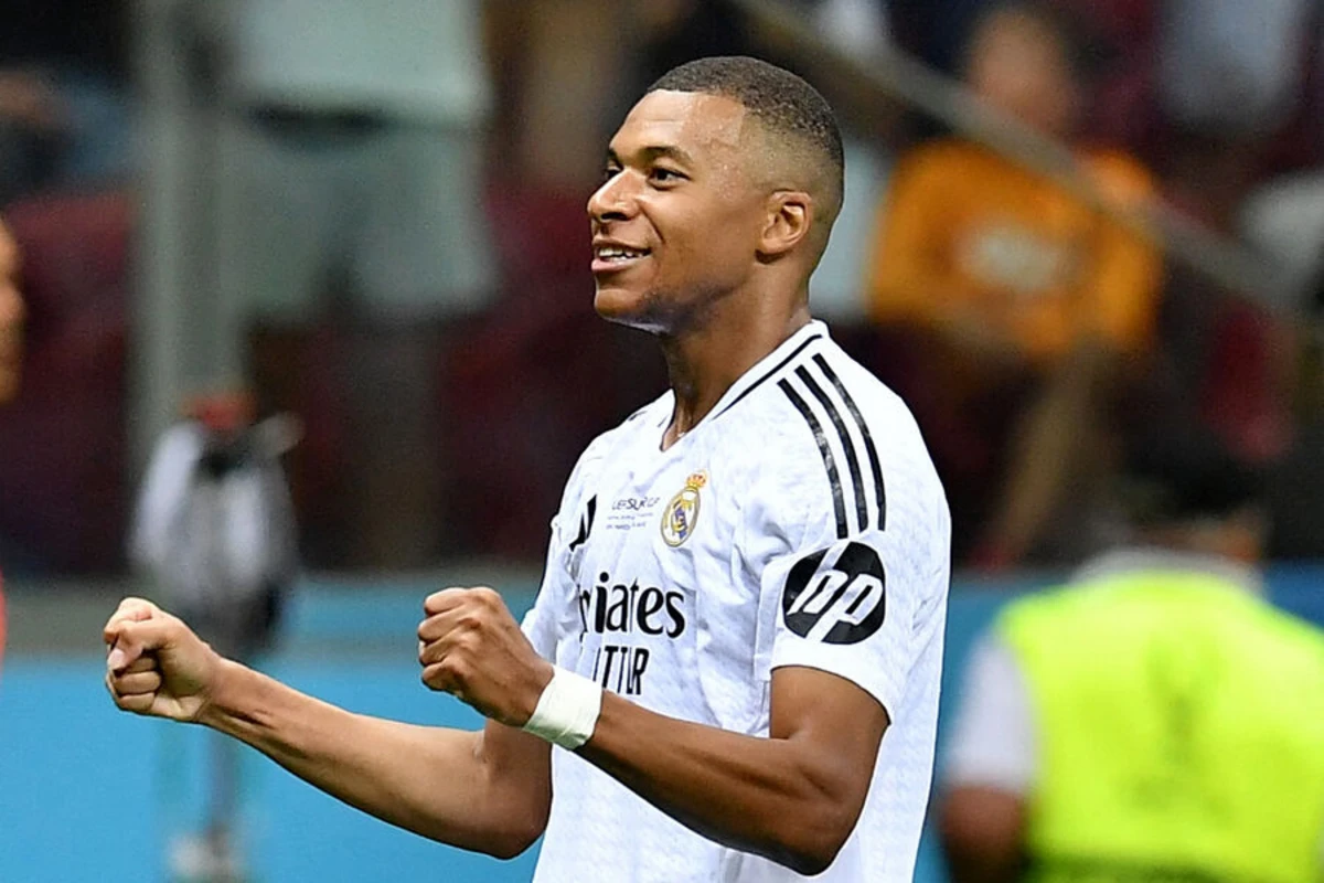 Mbappe Fransa millisinin məşqçilər korpusunu tənqid edib Mbappe Fransa millisinin məşqçilər korpusunu tənqid edib