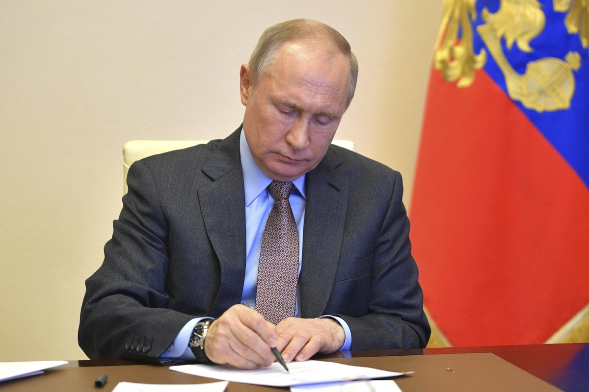 Ukrayna ilə danışıqlar üçün Putin kimləri GÖNDƏRİR?