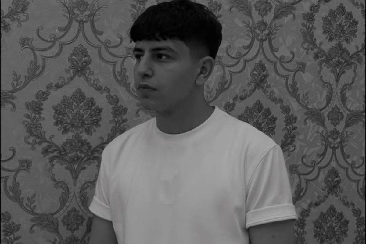 Распространились фотографии внезапно скончавшегося внука Мирмахмуда Миралиоглу