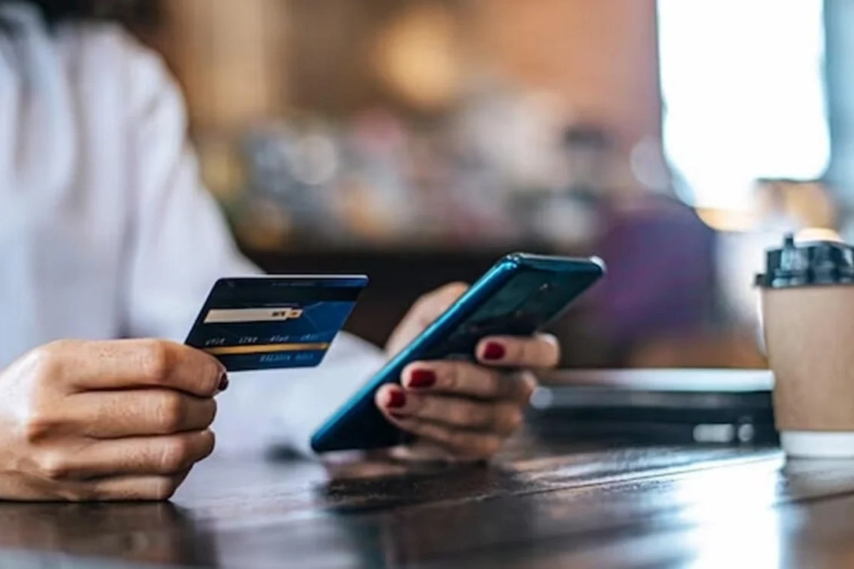 Bank kartına pul köçürülənlərin DİQQƏTİNƏ - Vergi orqanı sizi araşdıra bilər