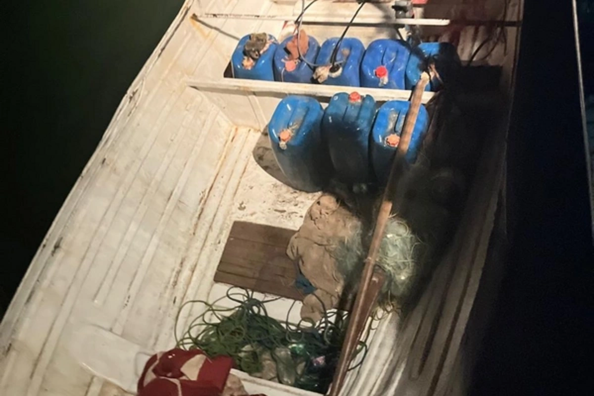 Операция пограничников в Каспийском море: один контрабандист убит, второй ранен
