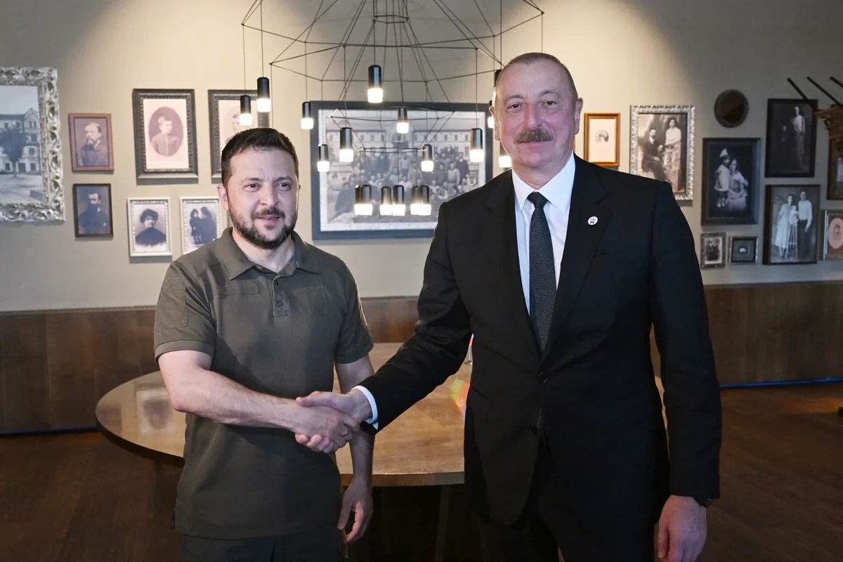 Zelenski Prezident İlham Əliyevə Ukraynaya göstərilən humanitar və enerji yardımına görə minnətdarlıq edib