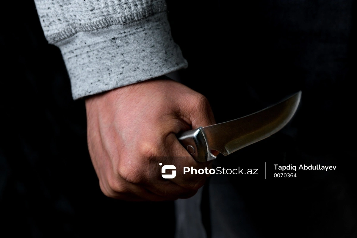 В Баку начался суд над мужчиной, убившим супругу 14 ударами ножа