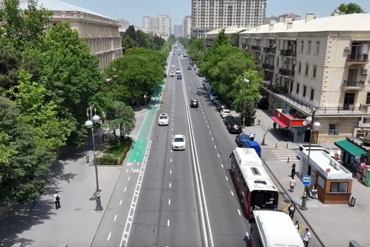 DİN avtobus dayanacaqlarını zəbt edən sürücülərə xəbərdarlıq edib