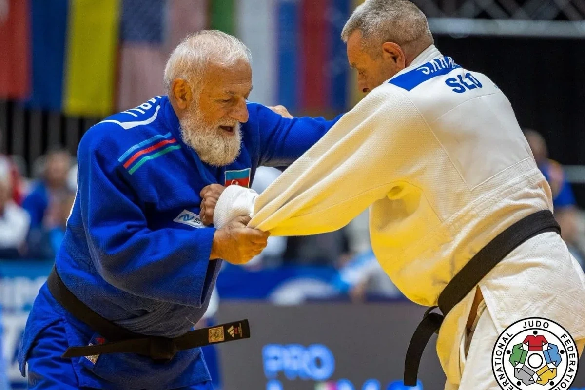 Azərbaycanın veteran cüdoçusu Fərhad Rəcəbli 12-ci dəfə Avropa çempionu olub
