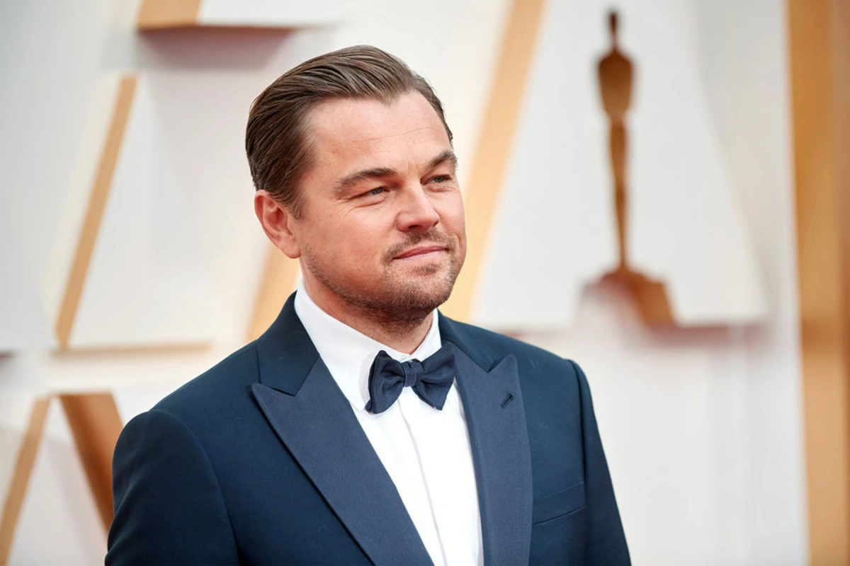 Leonardo Di Kaprio supermodellə istirahətdən sonra imicində dəyişiklik edib Leonardo Di Kaprio supermodellə istirahətdən sonra imicində dəyişiklik edib