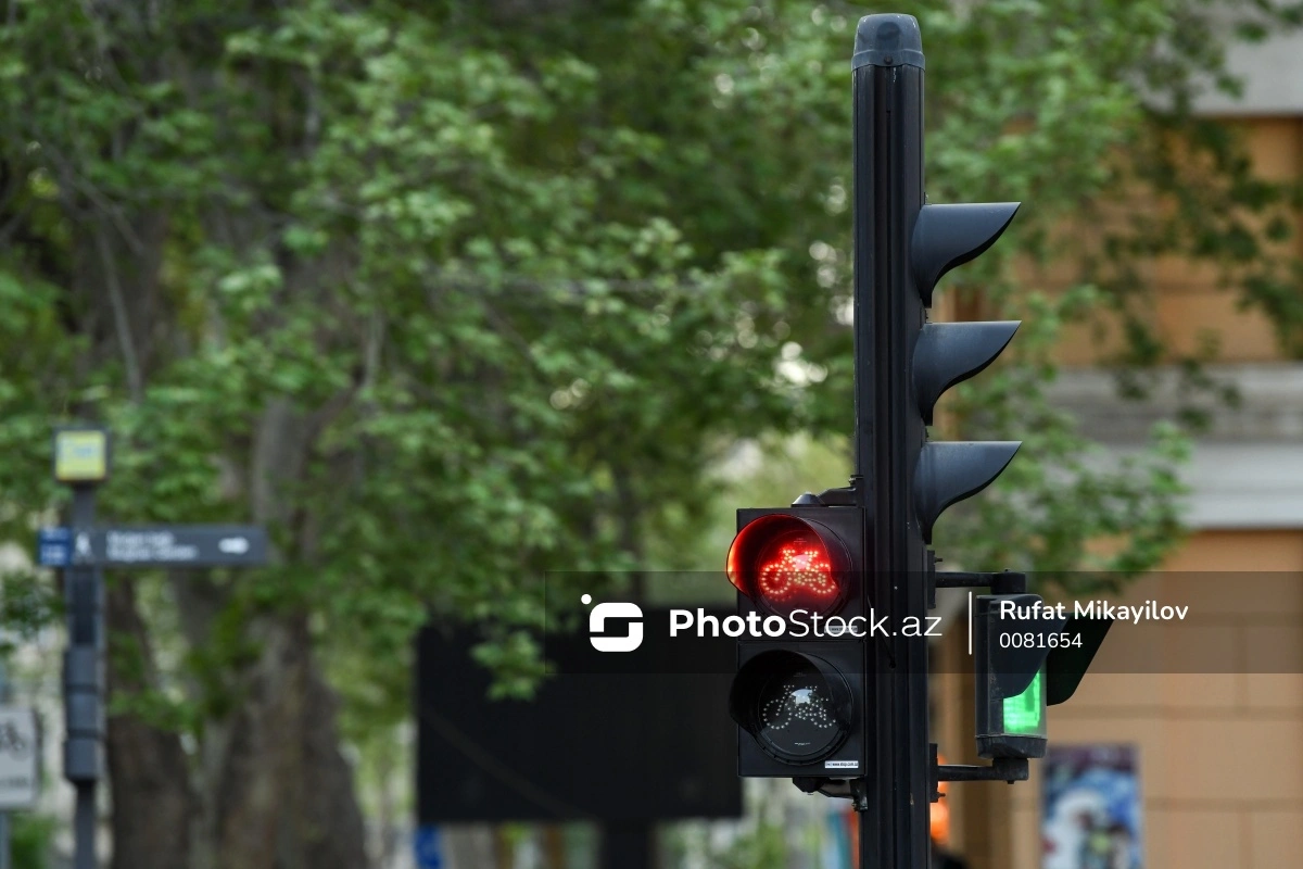 Nəsimi rayonunda iki küçənin kəsişməsində hərəkətin təşkilində dəyişiklik edilib