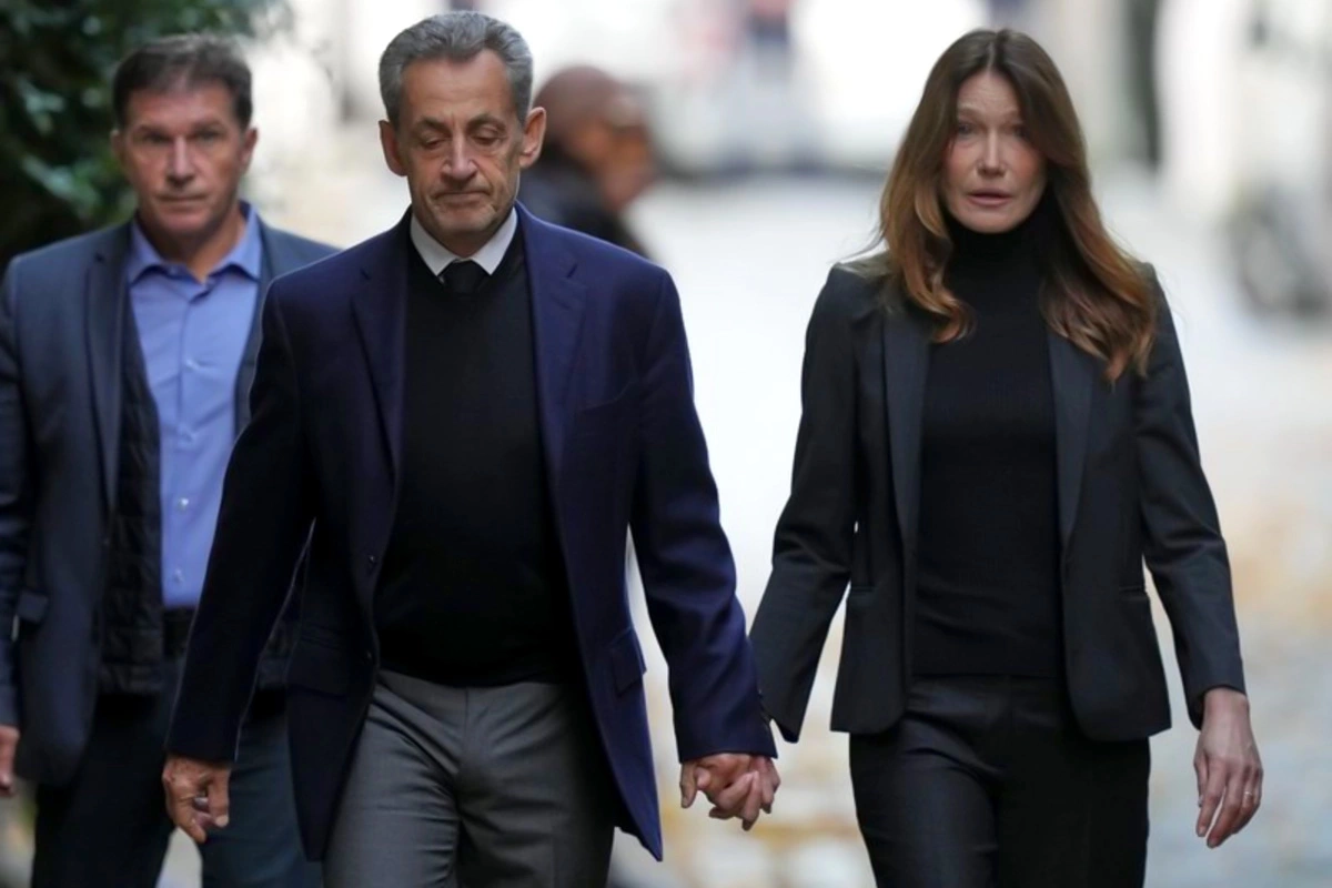 Sarkozi: Barmaqlıqlar arxasına keçən sabiq prezident deyil, günahsız insandır