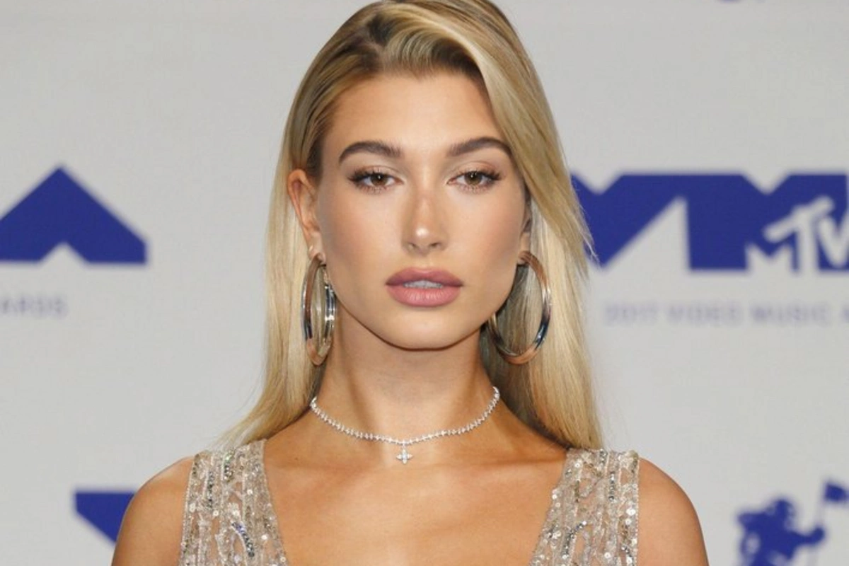Hailey Bieber explained why she doesn't get Botox Hailey Bieber explained why she doesn't get Botox