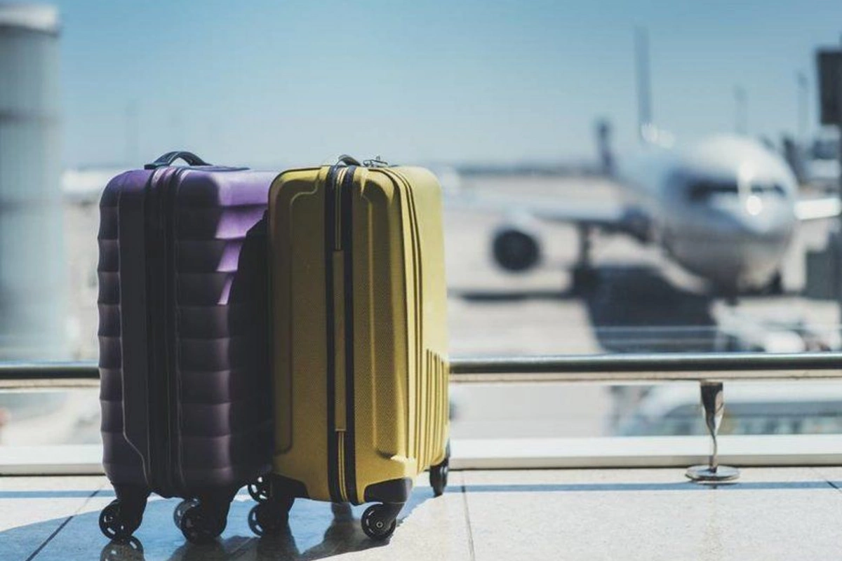 Aeroportda unudulan baqajlar ucuz qiymətə satılır?