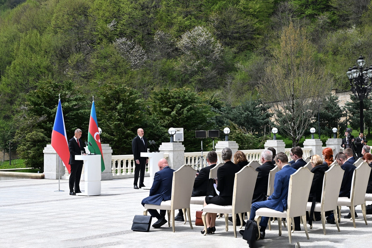 Prezident İlham Əliyev və Çexiyanın Baş naziri Andrey Babiş mətbuata bəyanatlarla çıxış ediblər