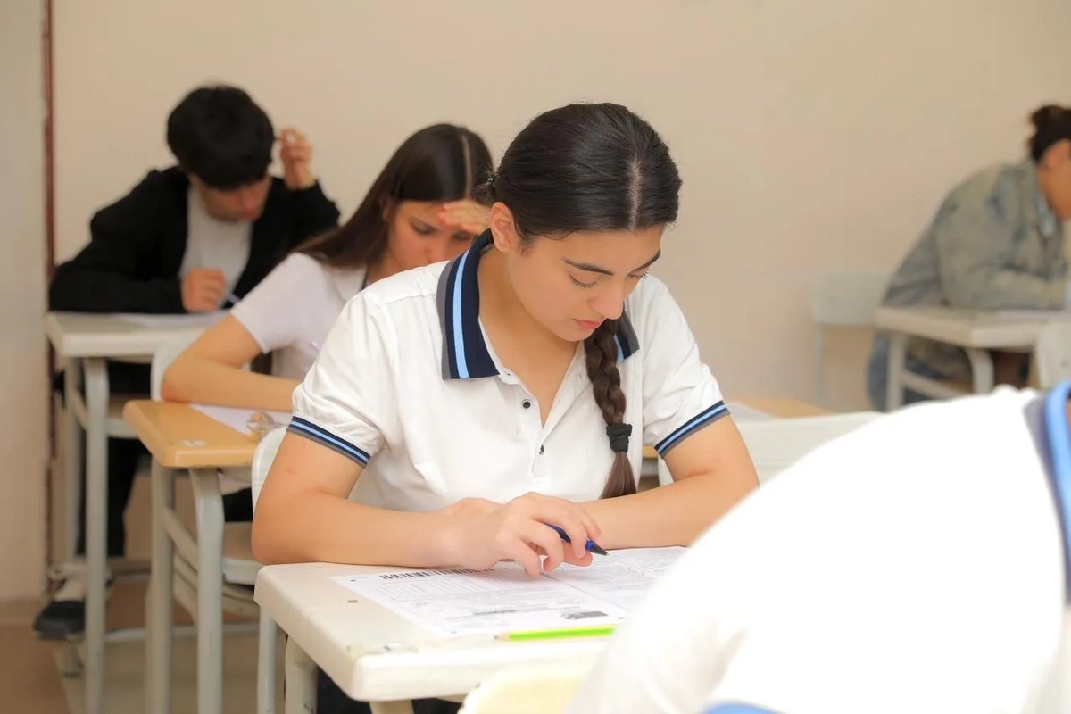 Bu gün 57 minədək abituriyent imtahan verəcək