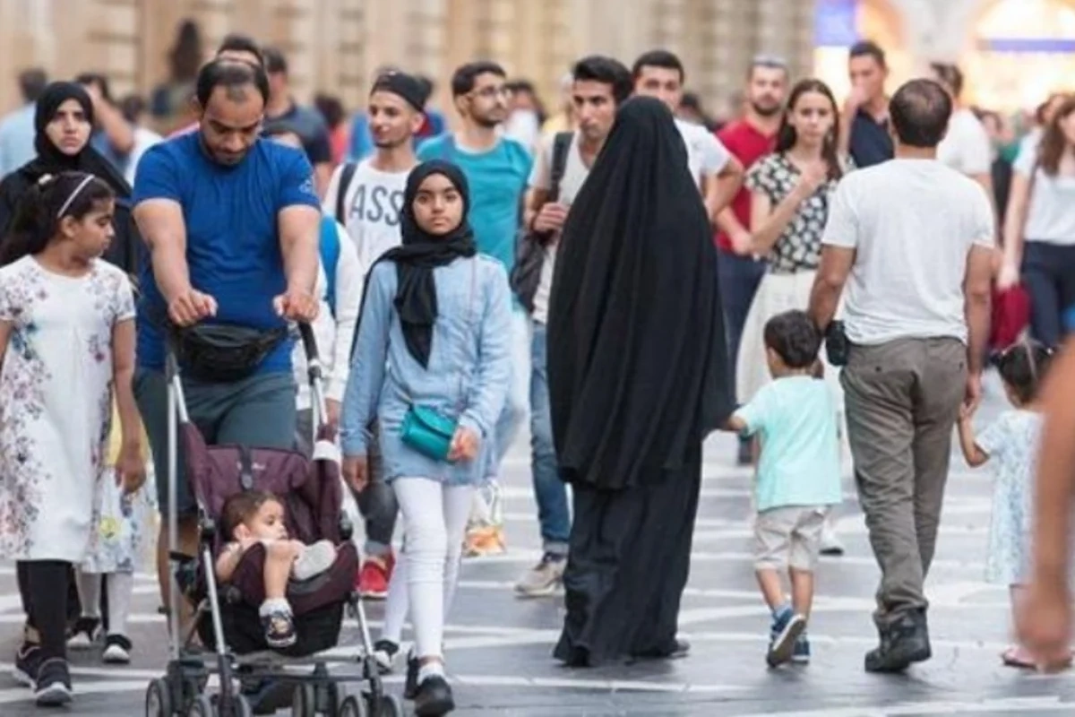 Azərbaycana Yaxın Şərqdən turist axını 14 % azalıb