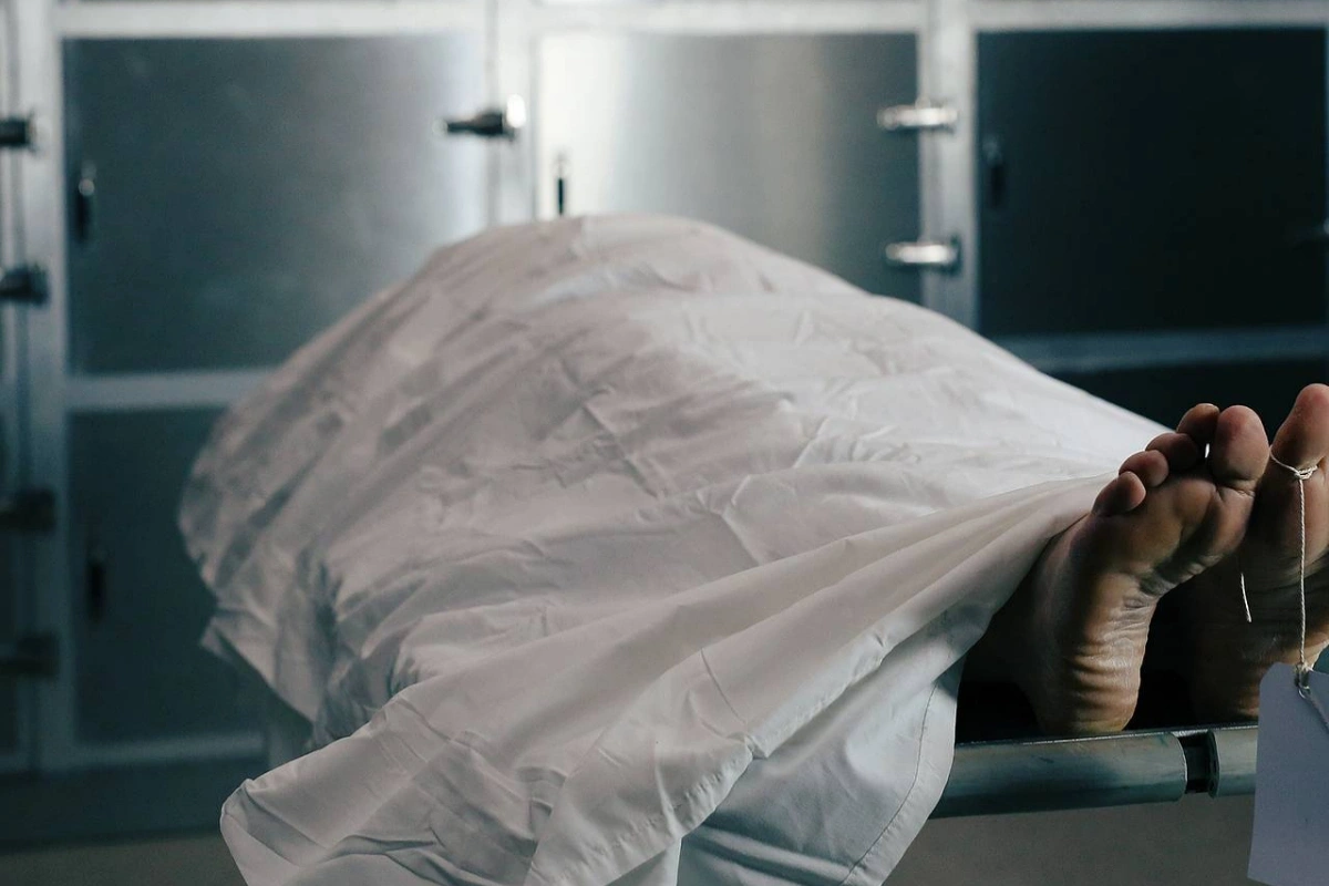 İmişlidə kişi evi ilə birlikdə yandı