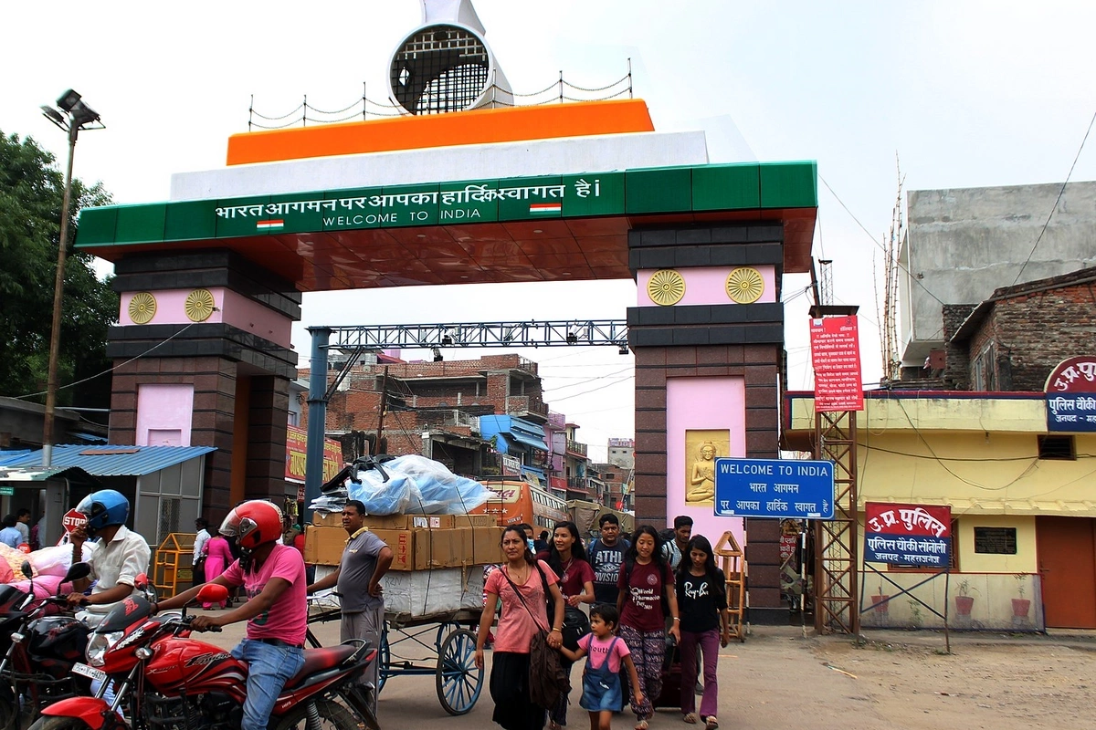 Nepalda etirazlar Hindistan sərhədinə keçdi Nepalda etirazlar Hindistan sərhədinə keçdi