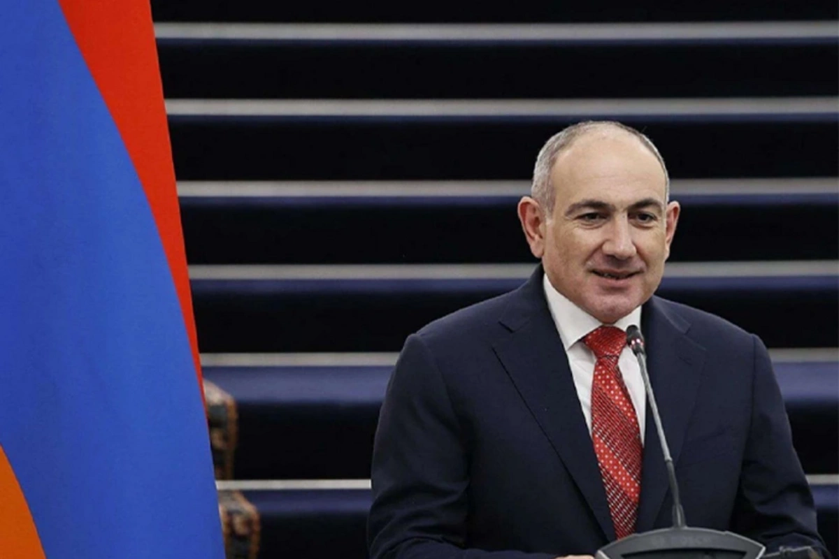 Paşinyan Ermənistan vətəndaşlarını rəqsə dəvət edib