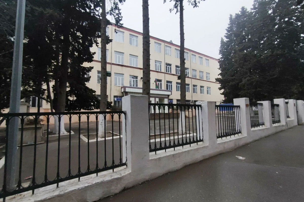 VII sinif şagirdi məktəbdə özünə xəsarət yetirdi – SƏBƏB