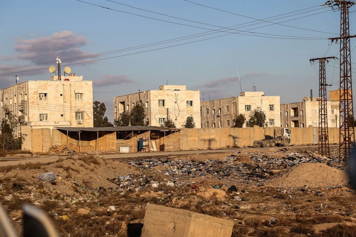 Suriya ordusu Rakkada İŞİD-çilərin olduqları həbsxananı nəzarət altına alıb