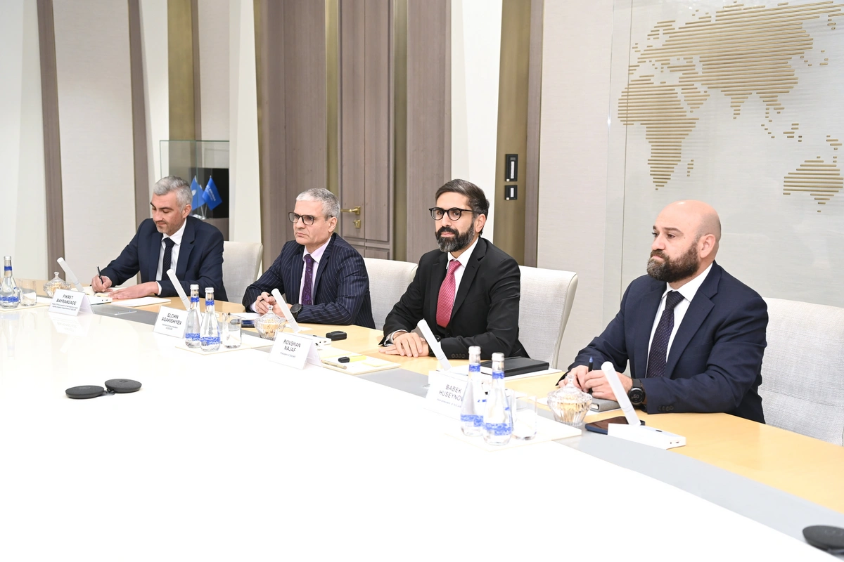 SOCAR-ın prezidenti Subsea7 şirkətinin baş icraçı direktoru ilə görüşüb SOCAR-ın prezidenti Subsea7 şirkətinin baş icraçı direktoru ilə görüşüb