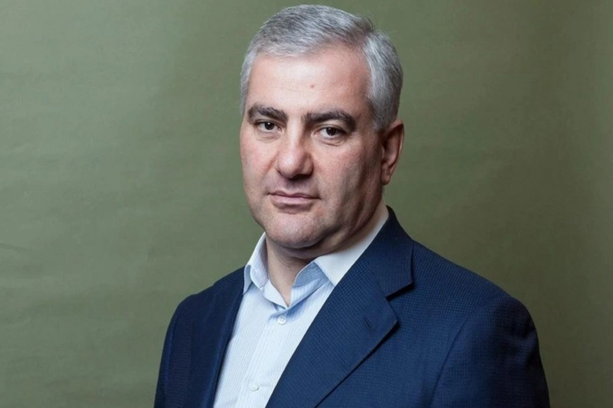 İrəvanda həbs edilmiş Karapetyana qarşı çirkli pulların yuyulması ittihamı irəli sürülüb İrəvanda həbs edilmiş Karapetyana qarşı çirkli pulların yuyulması ittihamı irəli sürülüb