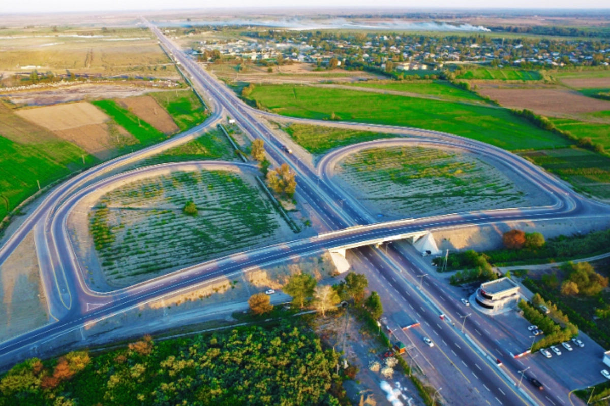 Bu rayonda yollar əsaslı TƏMİR OLUNACAQ Bu rayonda yollar əsaslı TƏMİR OLUNACAQ